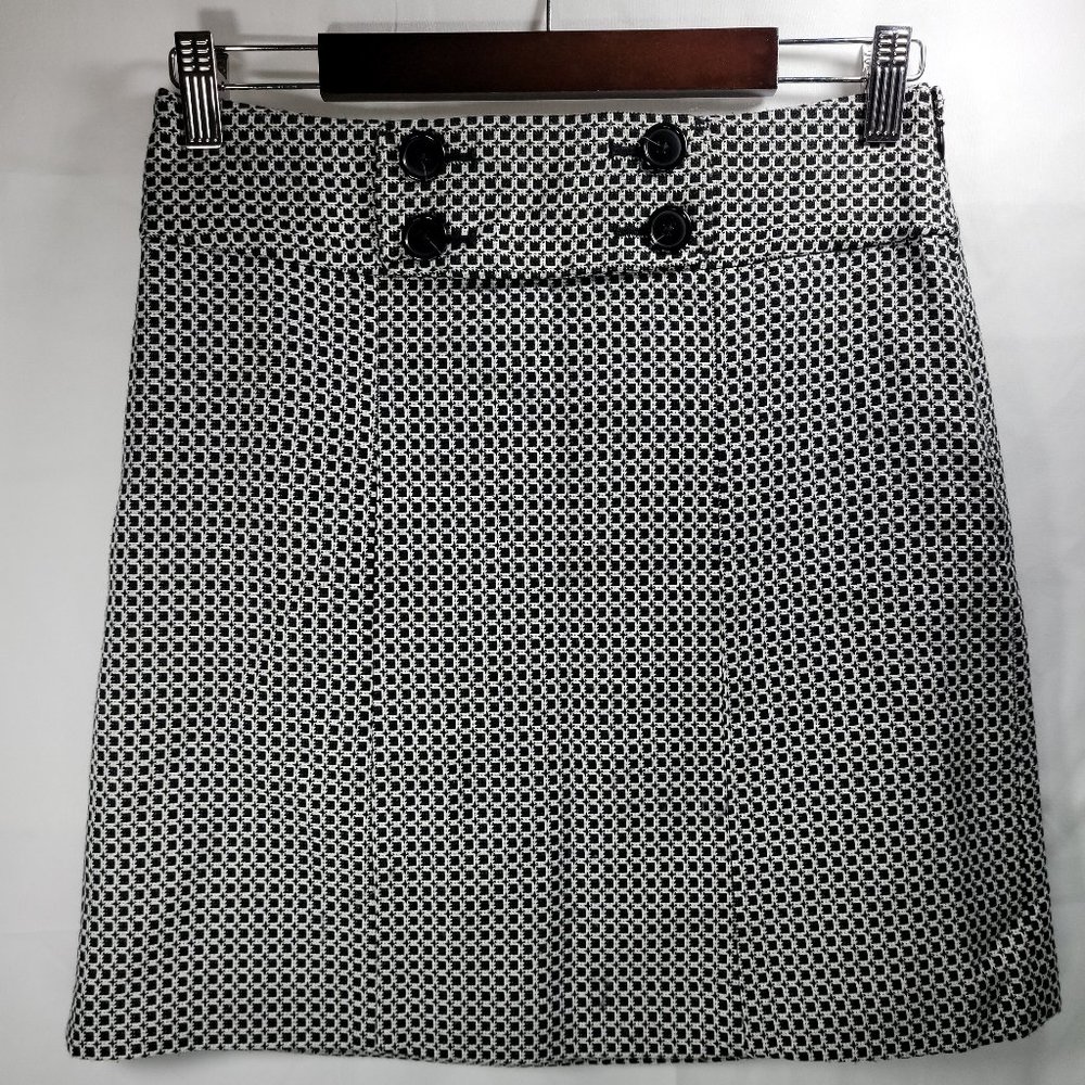 Ann Taylor Women's Size 2 Petite Black & White Skirt